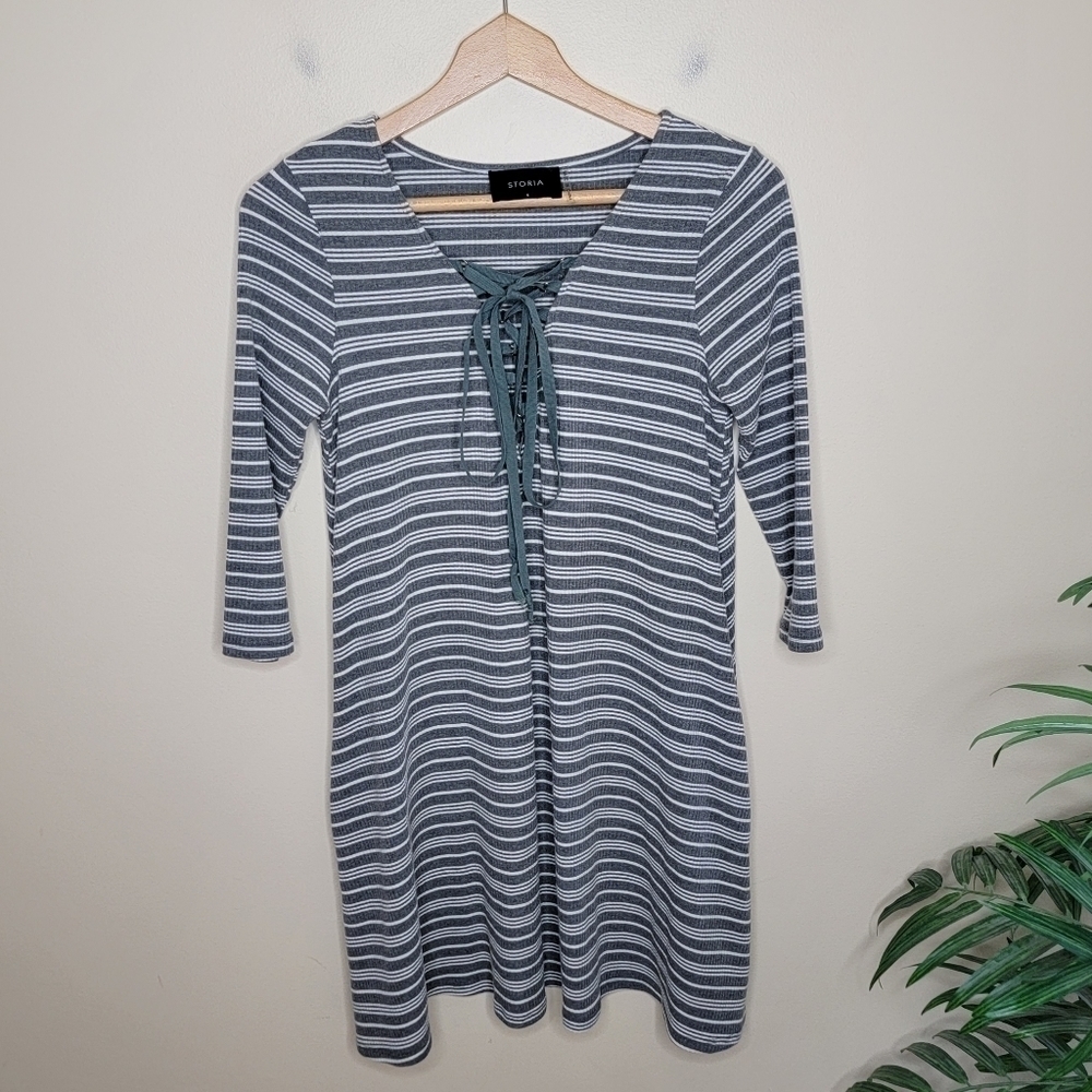 Storia Gray White Striped Lace-up Dress with Pockets Size Small